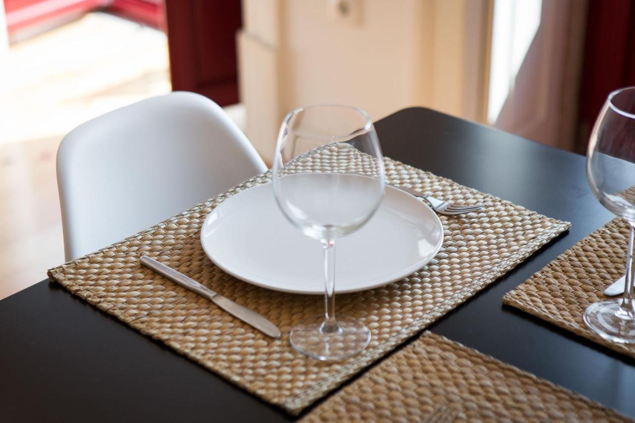 Lovelystay - Martires Boutique Flat ปอร์โต ภายนอก รูปภาพ